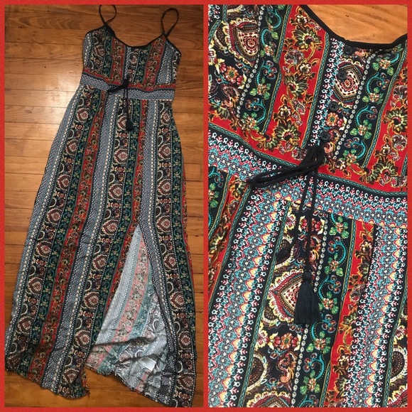 Xhilaration Dresses & Skirts - Navy blue/ red patterned maxi dress